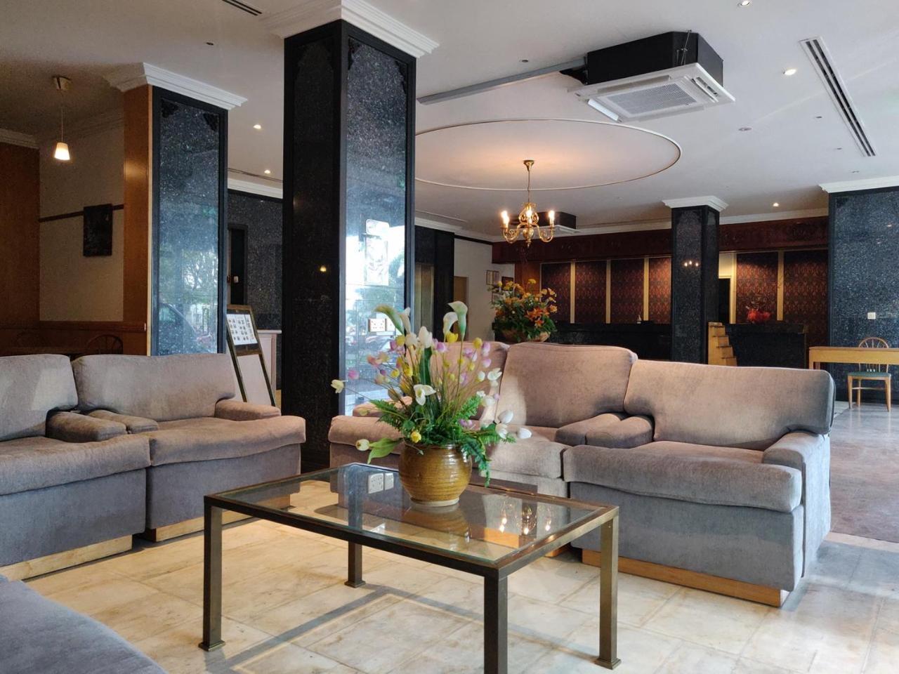 Terrace Hotel Bandar Seri Begawan Esterno foto