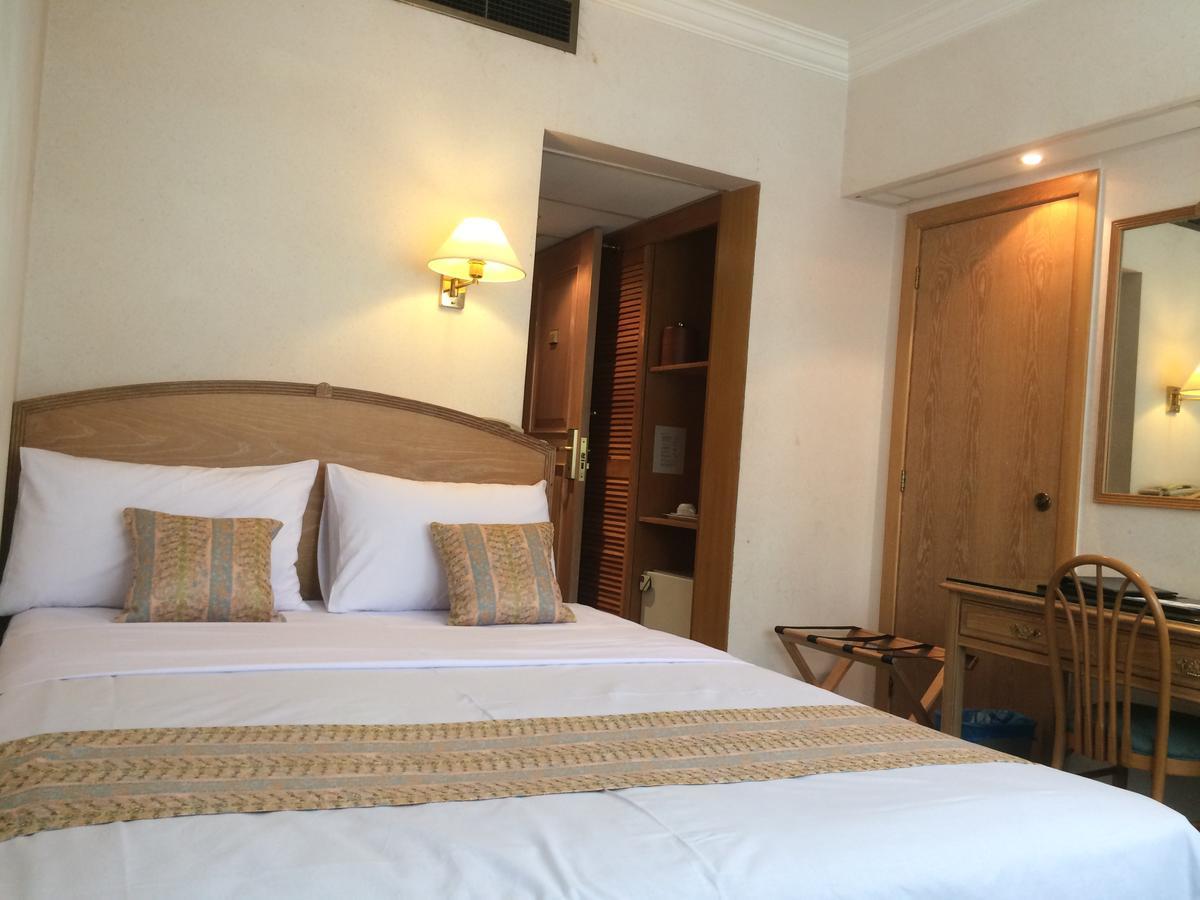 Terrace Hotel Bandar Seri Begawan Esterno foto