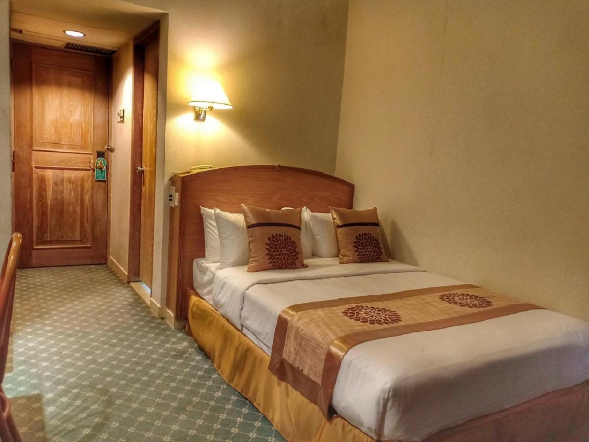 Terrace Hotel Bandar Seri Begawan Esterno foto